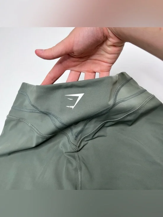 GYMSHARK Stitch Feature Shorts Unit Green size Large - Picture 9 of 13